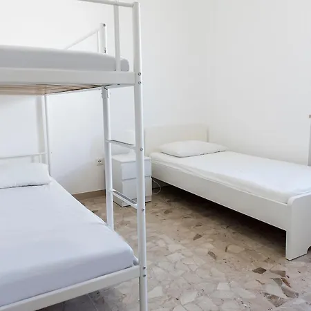 M339 - Marcelli, Ampio Trilocale Con Terrazzo Vista Mare